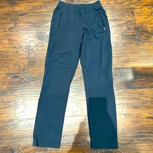Lululemon men’s discipline pant